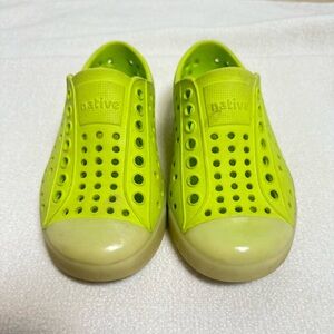 Native Kids Shoes | Slip On Bright Green Glow in the Dark Heel Children’s Size 8